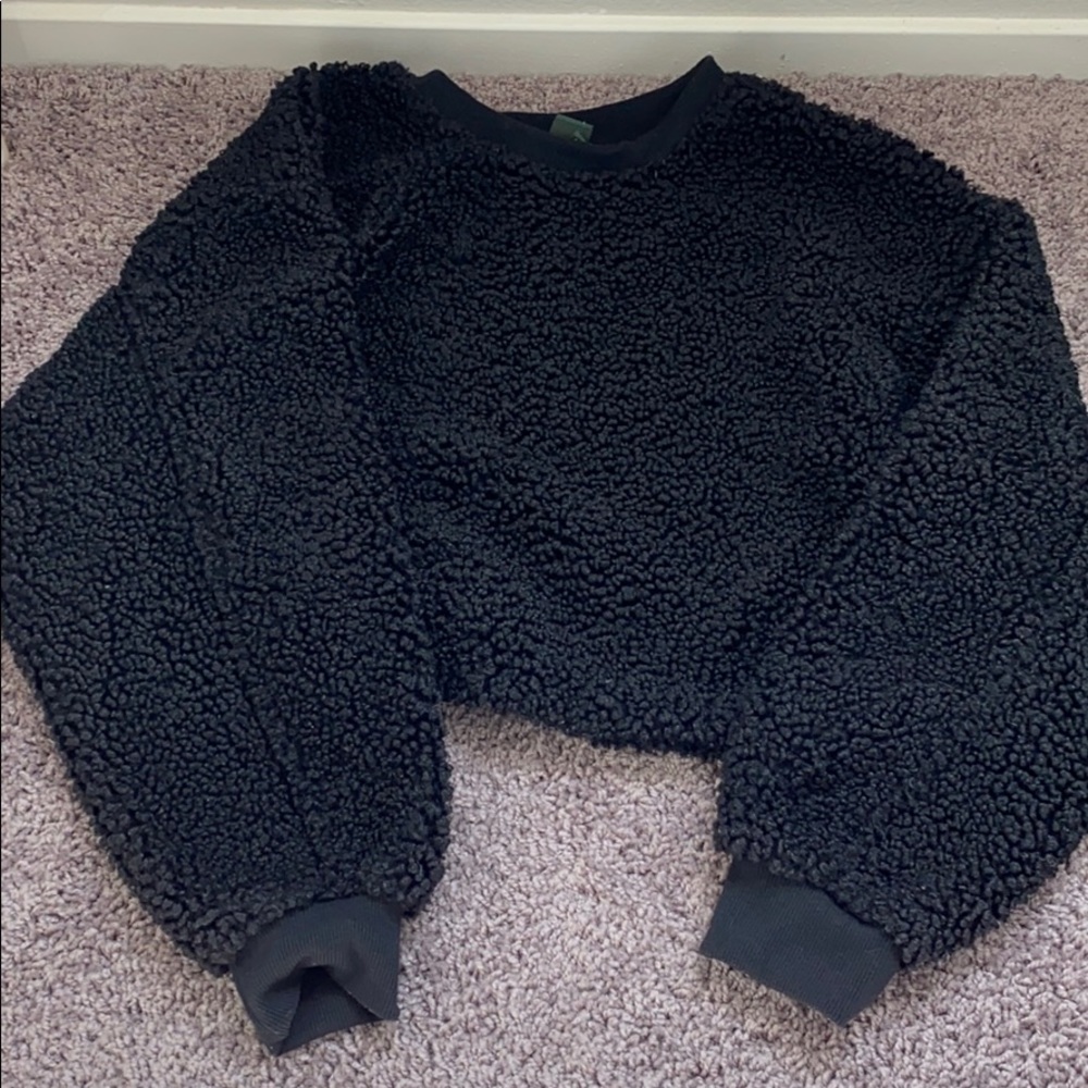 Wild fable top